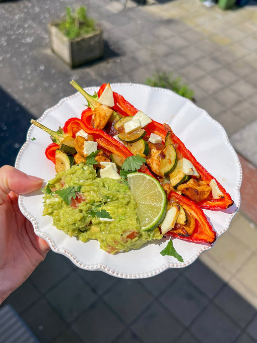 Gevulde Puntpaprika's met Kip en Avocadosalsa